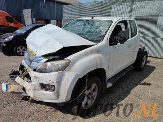 Vrakbiler auto Isuzu D-Max D-Max (TFR/TFS), Pick-up, 2012 2.5 D Twin Turbo 2016/1