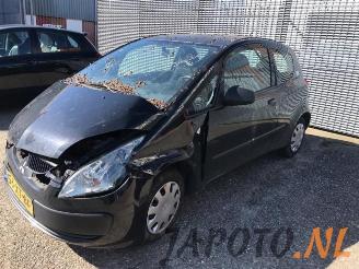 Vrakbiler auto Mitsubishi Colt Colt (Z2/Z3), Hatchback, 2004 / 2012 1.3 16V 2007/9