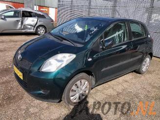 Salvage car Toyota Yaris Yaris II (P9), Hatchback, 2005 / 2014 1.3 16V VVT-i 2007/3