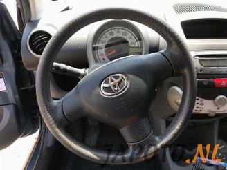 Toyota Aygo Aygo (B10), Hatchback, 2005 / 2014 1.0 12V VVT-i picture 11