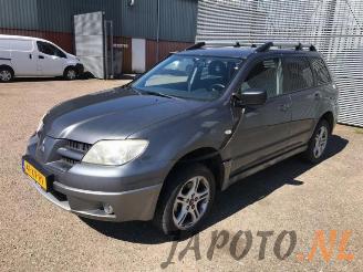 Coche siniestrado Mitsubishi Outlander Outlander (CU), SUV, 2001 / 2007 2.0 16V 4x2 2007/10