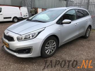 Sloopauto Kia Cee d Cee'd Sportswagon (JDC5), Combi, 2012 / 2018 1.6 CRDi 16V VGT 2015/10