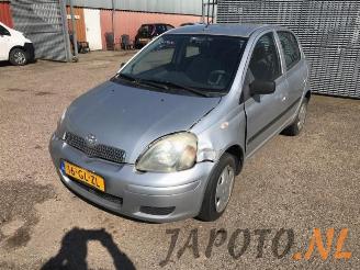Coche siniestrado Toyota Yaris Yaris (P1), Hatchback, 1999 / 2005 1.3 16V VVT-i 2001/1