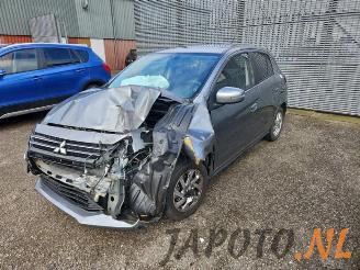 Coche siniestrado Mitsubishi Space-star Space Star (A0), Hatchback, 2012 1.2 12V 2020/12