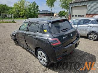 Suzuki Swift Swift (ZCE/ZDE), Hatchback 5-drs, 2023 1.2 VVT 12V Hybrid picture 3