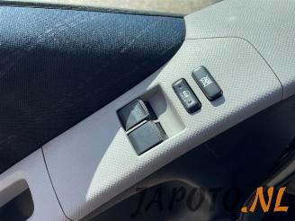 Toyota Yaris Yaris II (P9), Hatchback, 2005 / 2014 1.3 16V VVT-i picture 13