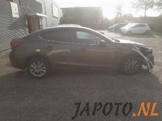 Mazda 3 3 (BM/BN), Sedan, 2013 / 2019 2.2 SkyActiv-D 150 16V picture 6