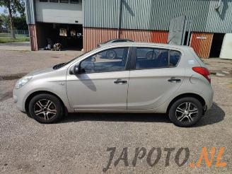Hyundai I-20 i20, Hatchback, 2008 / 2015 1.2i 16V picture 2