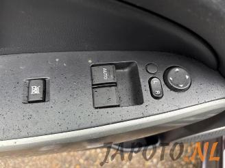 Mazda 2 2 (DE), Hatchback, 2007 / 2015 1.3 16V S-VT picture 13