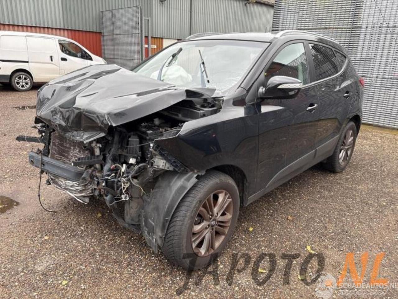 Hyundai Ix35 iX35 (LM), SUV, 2009 / 2015 1.6 GDI 16V