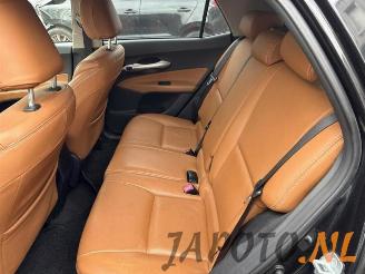 Toyota Auris Auris (E15), Hatchback, 2006 / 2012 1.8 16V HSD Full Hybrid picture 13