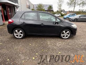 Toyota Auris Auris (E15), Hatchback, 2006 / 2012 1.8 16V HSD Full Hybrid picture 6