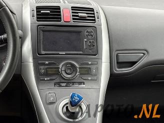 Toyota Auris Auris (E15), Hatchback, 2006 / 2012 1.8 16V HSD Full Hybrid picture 10