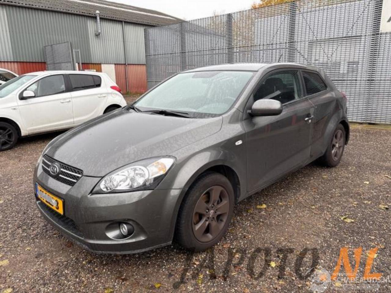 Kia Pro cee d Pro cee'd (EDB3), Hatchback 3-drs, 2008 / 2012 1.4 CVVT 16V