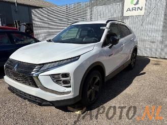 Vrakbiler auto Mitsubishi Eclipse Cross Eclipse Cross (GK/GL), SUV, 2017 2.4 16V PHEV 4x4 2023/11