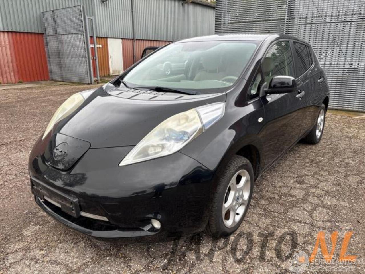 Nissan Leaf Leaf (ZE0), Hatchback, 2010 / 2017 Leaf