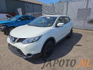 Vrakbiler auto Nissan Qashqai Qashqai (J11), SUV, 2013 1.2 DIG-T 16V 2014/5