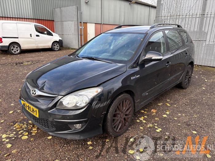Hyundai I-30 i30 Crosswagon (WWH), Combi, 2007 / 2012 1.6 CVVT 16V