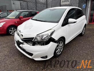 Uttjänta bilar auto Toyota Yaris Yaris III (P13), Hatchback, 2010 / 2020 1.33 16V Dual VVT-I 2013/11