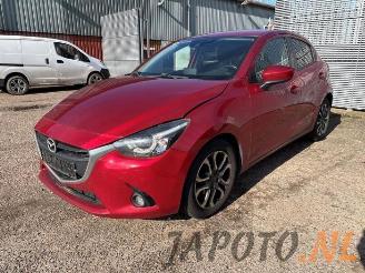 Uttjänta bilar auto Mazda 2 2 (DJ/DL), Hatchback, 2014 1.5 SkyActiv-G 90 2015/6