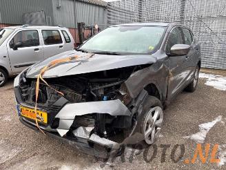 Vrakbiler auto Nissan Qashqai Qashqai (J11), SUV, 2013 / 2021 1.3 DIG-T 140 16V 2021/2
