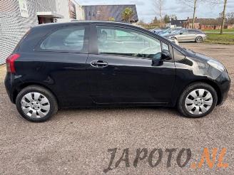 Toyota Yaris Yaris II (P9), Hatchback, 2005 / 2014 1.3 16V VVT-i picture 6