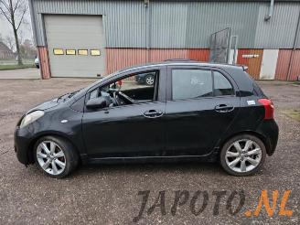 Toyota Yaris Yaris II (P9), Hatchback, 2005 / 2014 1.8 16V VVT-i TS picture 2