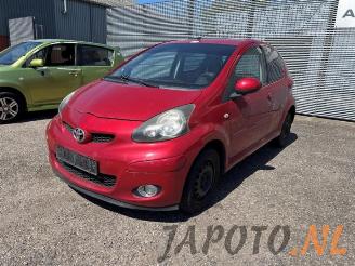 Vrakbiler auto Toyota Aygo Aygo (B10), Hatchback, 2005 / 2014 1.0 12V VVT-i 2010/9