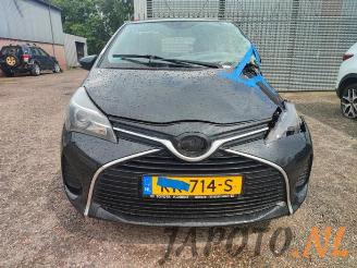 Toyota Yaris Yaris III (P13), Hatchback, 2010 / 2020 1.0 12V VVT-i picture 6