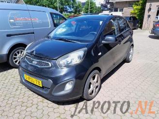 Vrakbiler auto Kia Picanto Picanto (TA), Hatchback, 2011 / 2017 1.0 12V 2013/9
