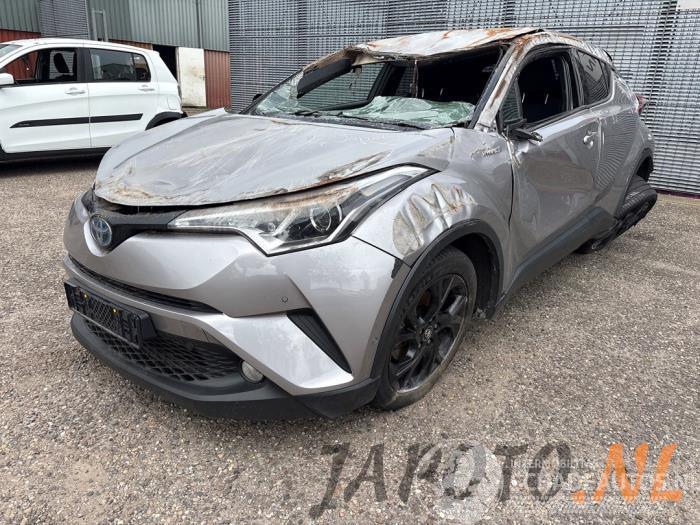 Toyota C-HR C-HR (X1,X5), SUV, 2016 1.8 16V Hybrid