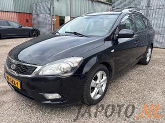 Vrakbiler auto Kia Cee d Cee'd Sporty Wagon (EDF), Combi, 2007 / 2012 1.4 CVVT 16V 2012/8