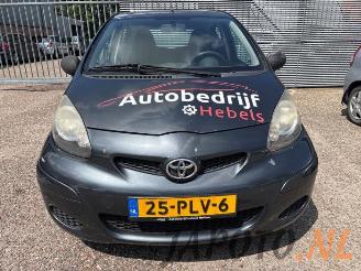 Toyota Aygo Aygo (B10), Hatchback, 2005 / 2014 1.0 12V VVT-i picture 9