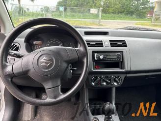 Suzuki Swift Swift (ZA/ZC/ZD1/2/3/9), Hatchback, 2005 / 2015 1.3 VVT 16V picture 9