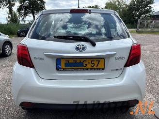 Toyota Yaris Yaris III (P13), Hatchback, 2010 / 2020 1.5 16V Hybrid picture 4