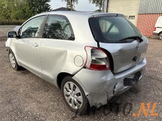 Toyota Yaris Yaris II (P9), Hatchback, 2005 / 2014 1.0 12V VVT-i picture 3