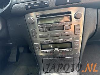 Toyota Avensis Avensis (T25/B1D), Liftback, 2003 / 2008 2.0 16V VVT-i D4 picture 13