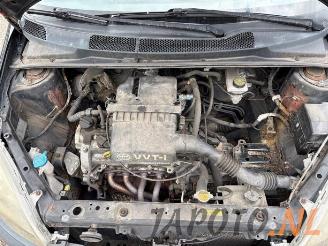 Toyota Yaris Yaris (P1), Hatchback, 1999 / 2005 1.0 16V VVT-i picture 14