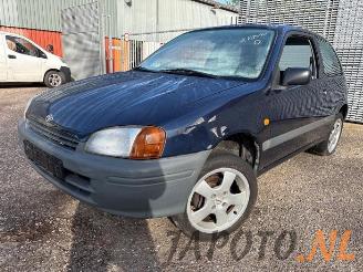 Vrakbiler auto Toyota Starlet Starlet (EP9), Hatchback, 1996 / 1999 1.3,XLi,GLi 16V 1998/12