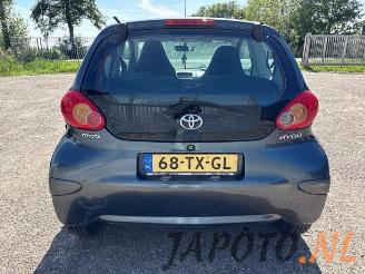 Toyota Aygo Aygo (B10), Hatchback, 2005 / 2014 1.0 12V VVT-i picture 4