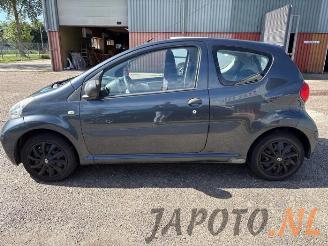 Toyota Aygo Aygo (B10), Hatchback, 2005 / 2014 1.0 12V VVT-i picture 2