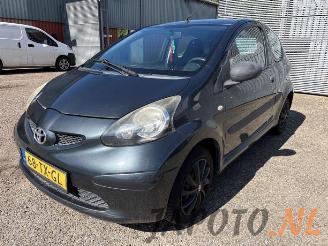 Uttjänta bilar auto Toyota Aygo Aygo (B10), Hatchback, 2005 / 2014 1.0 12V VVT-i 2007/3