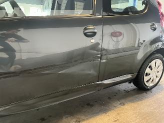 Peugeot 107 1.0 Active 83.000 NAP! picture 11