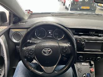 Toyota Auris 1.8 Hybrid Aspiration picture 18