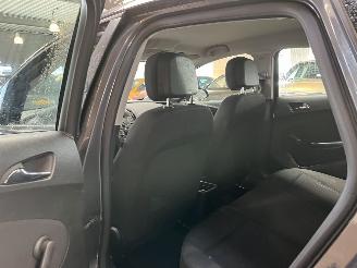 Opel Astra 1.4 Edition NL NAP! picture 11