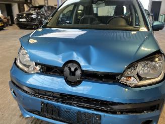 Volkswagen Up! 1.0 BMT move up! picture 11