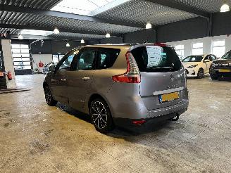 Renault Scenic Grand Scénic 2.0 Bose 140 PK! Automaat picture 3