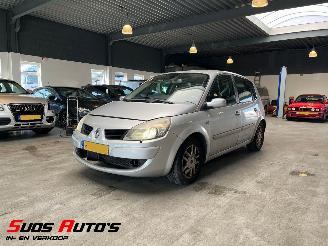 skadebil auto Renault Scenic 2.0-16V Tech Line 2008/1