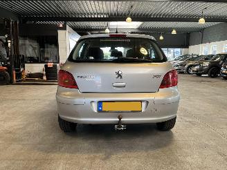 Peugeot 307 1.6-16V XS Premium picture 4