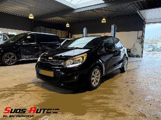 skadebil auto Kia Rio 1.2 CVVT Super Pack NAP! 2011/11